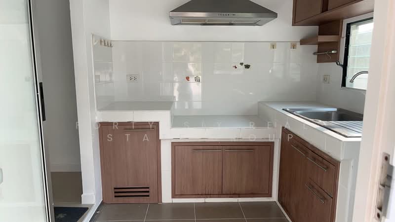 For rent บ้านสีวลี บางนาตราด, Samut Prakan, Bang Chalong, Bang Plee, Samut Prakan, 4 Bedrooms, 200 sqm, Single Detached House For Rent, by Forty-Six Real Estate Group, 500277873 - DDproperty.com
