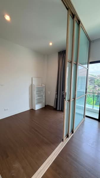 Rent หมู่บ้านสราญสิริ ศรีวารี, สมุทรปราการ, บางโฉลง, บางพลี, สมุทรปราการ, 240 ตร.ม., บ้านเดี่ยว ให้เช่า, โดย Forty-Six Real Estate Group, 500277893 - DDproperty.com