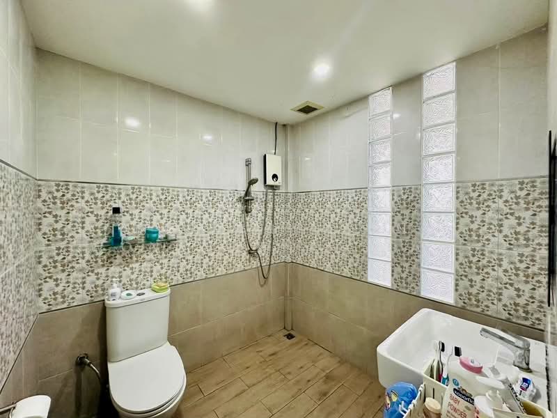 Amarin Niwet 1, Bangkok, Anusaowari, Bang Khen, Bangkok, 4 Bedrooms, 450 sqm, Single Detached House For Sale, by Thananthorn Wongvarnkaseam, 500277897 - DDproperty.com