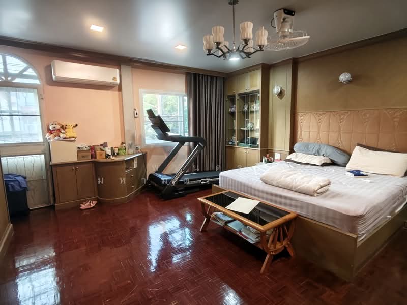 หมู่บ้าน อิ่มอัมพร 1, Bangkok, Wat Tha Pra, Bangkok Yai, Bangkok, 6 Bedrooms, 360 sqm, Single Detached House For Sale, by พเนตร มหามิตรานนท์, 500277917 - DDproperty.com