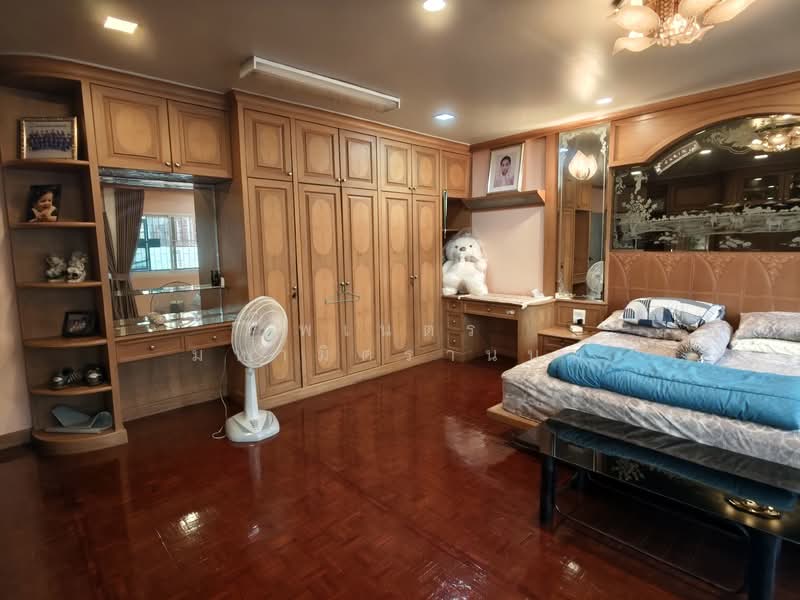หมู่บ้าน อิ่มอัมพร 1, Bangkok, Wat Tha Pra, Bangkok Yai, Bangkok, 6 Bedrooms, 360 sqm, Single Detached House For Sale, by พเนตร มหามิตรานนท์, 500277917 - DDproperty.com