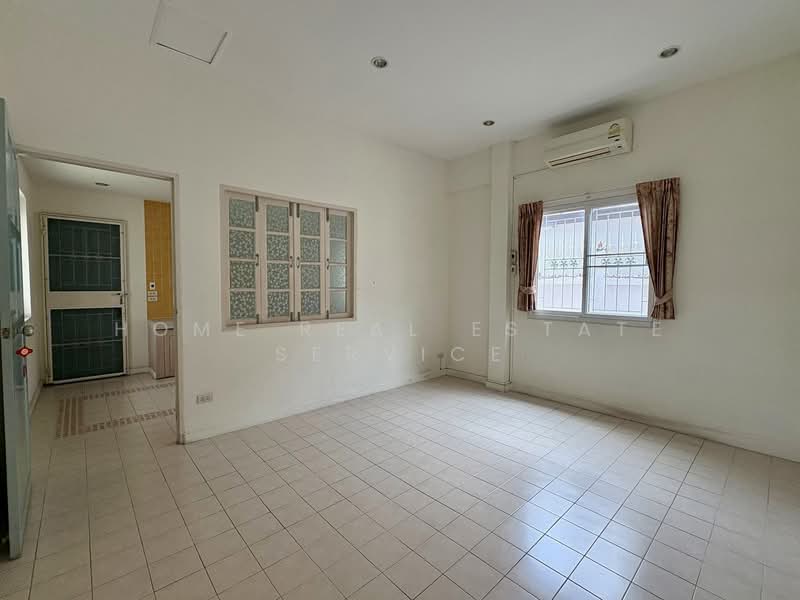 Baan Muang Thong 4 Sukhumvit 101, Bangkok, Bang Chak, Phra Khanong, Bangkok, 4 Bedrooms, 297 sqm, Single Detached House For Sale, by HOME Real Estate Service, 500277930 - DDproperty.com