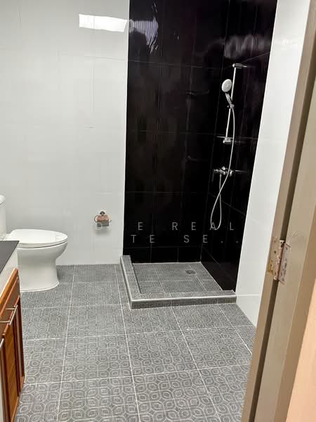 Rangsiya Udomsuk 58, Bangkok, Bang Na Nuea, Bang Na, Bangkok, 6 Bedrooms, 280 sqm, Townhouse For Sale, by HOME Real Estate Service, 500277942 - DDproperty.com