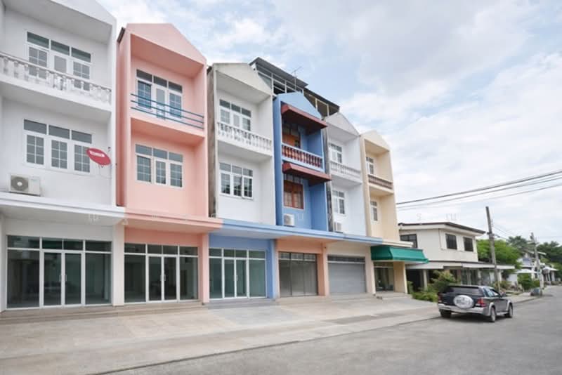 ไม่พบโครงการ, กรุงเทพ, สุวินทวงศ์, สะพานสูง, สะพานสูง, กรุงเทพ, 200 ตร.ม., ตึกแถว-อาคารพาณิชย์ ให้เช่า, โดย ณัฐพงศ์ สุนทรอรุณ, 500277953 - DDproperty.com