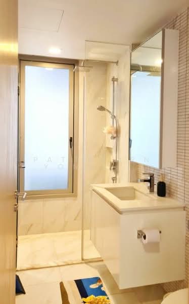 Hyde Sukhumvit 11, Bangkok, 11 Soi Sukhumvit 11, Khlongtoei Nua, Watthana, Bangkok, 2 Bedrooms, 59 sqm, Condo For Sale, by Pattaporn Yongsungnone, 500278015 - DDproperty.com