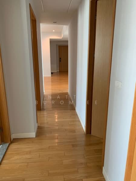 Millennium Residence, Bangkok, Sukhumvit Road, Khlong Toei, Khlong Toei, Bangkok, 3 Bedrooms, 145 sqm, Condo For Sale, by Natta Buromsee, 500278034 - DDproperty.com