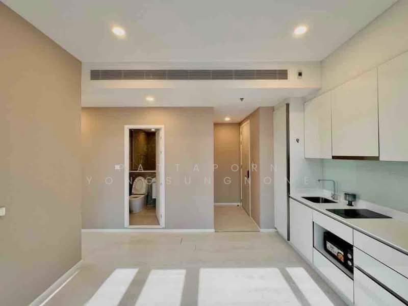 Mazarine Ratchayothin, Bangkok, Soi Phahonyothin 30, Phahonyothin Road, Chan Kasem, Chatuchak, Bangkok, 1 Bedroom, 40 sqm, Condo For Rent, by Pattaporn Yongsungnone, 500278036 - DDproperty.com