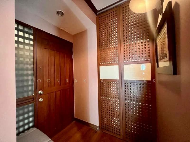 Von Napa Sukhumvit 38, Bangkok, Soi Sukhumvit 38, Phra Kanong, Khlong Toei, Bangkok, 2 Bedrooms, 115 sqm, Condo For Rent, by Boonraksa Sopak, 500278126 - DDproperty.com