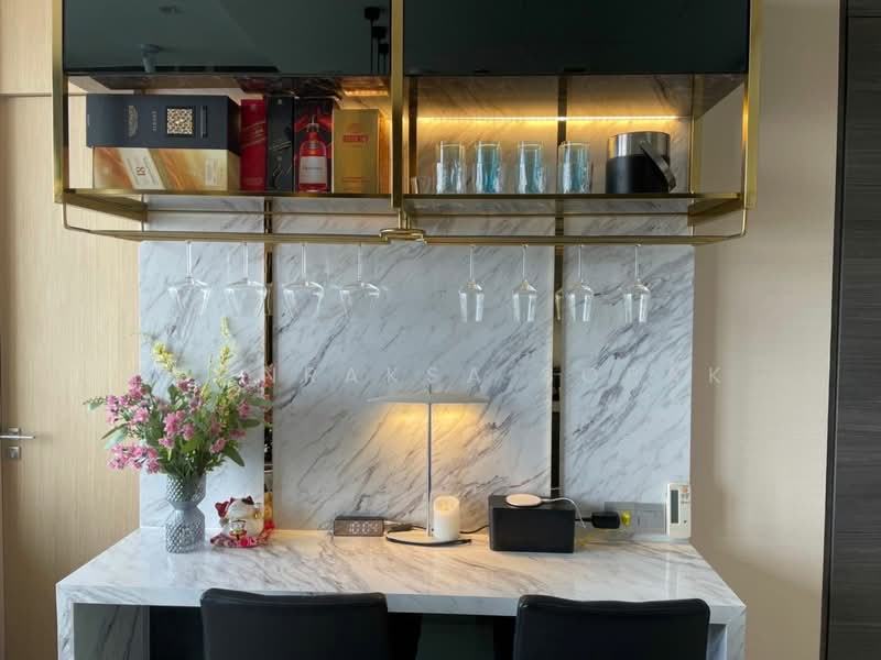 The Esse Asoke, Bangkok, 333 Soi Sukhumvit 21, Sukhumvit Road, Khlongtoei Nua, Watthana, Bangkok, 1 Bedroom, 44 sqm, Condo For Rent, by Boonraksa Sopak, 500278179 - DDproperty.com