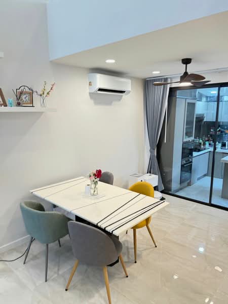Demi Sathu 49, Bangkok, Sathupradit 49 Bang Pong pang, Bang Pong Pang, Yan Nawa, Bangkok, 3 Bedrooms, 263 sqm, Townhouse For Rent, by Vichai  Annavakulthorn, 500278215 - DDproperty.com