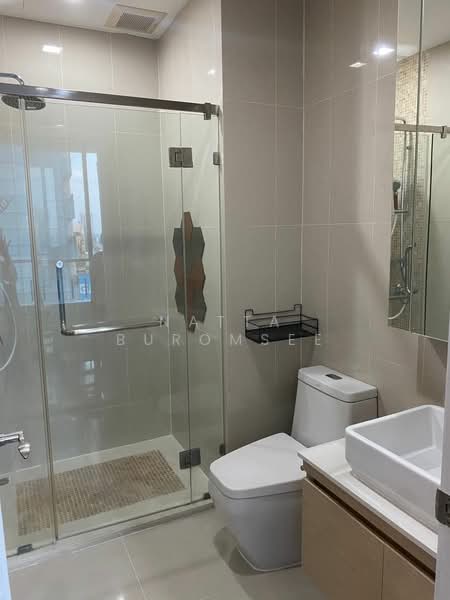 Q Asoke, Bangkok, 1678 Petchaburi Road, Makkasan, Ratchathewi, Bangkok, 1 Bedroom, 32 sqm, Condo For Rent, by Natta Buromsee, 500278225 - DDproperty.com