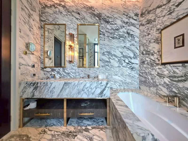 The Diplomat 39, Bangkok, 18 Soi Sukhumvit 39, Sukhumvit Road, Khlong Tan Nua, Watthana, Bangkok, 2 Bedrooms, 217 sqm, Condo For Rent, by Kanyapuk Tinanop, 500278247 - DDproperty.com