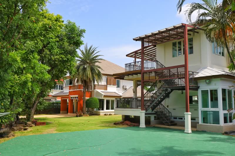 Laddarom Ratchapruek Rattanathibet 2, Nonthaburi, 99 Moo 1 Om Kret, Om Kret, Pak Kret, Nonthaburi, 6 Bedrooms, 500 sqm, Single Detached House For Sale, by ยลศิริ ศรีสกุล, 500278278 - DDproperty.com