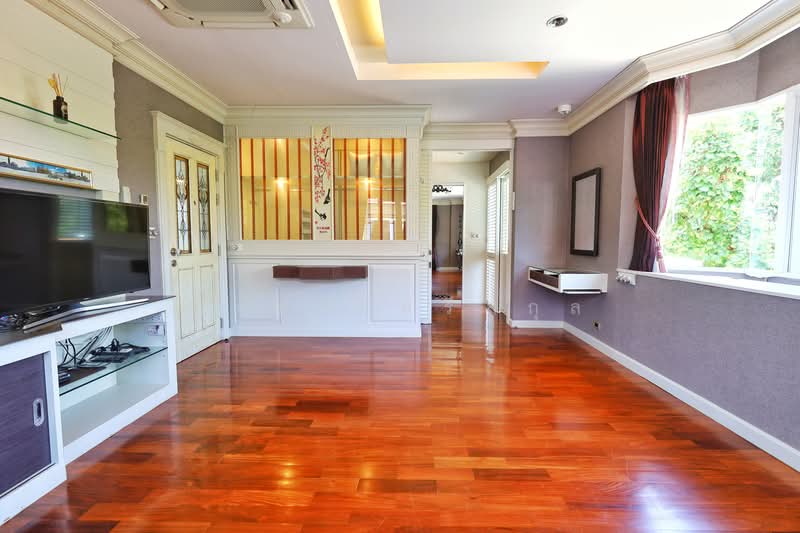 Laddarom Ratchapruek Rattanathibet 2, Nonthaburi, 99 Moo 1 Om Kret, Om Kret, Pak Kret, Nonthaburi, 6 Bedrooms, 500 sqm, Single Detached House For Sale, by ยลศิริ ศรีสกุล, 500278278 - DDproperty.com