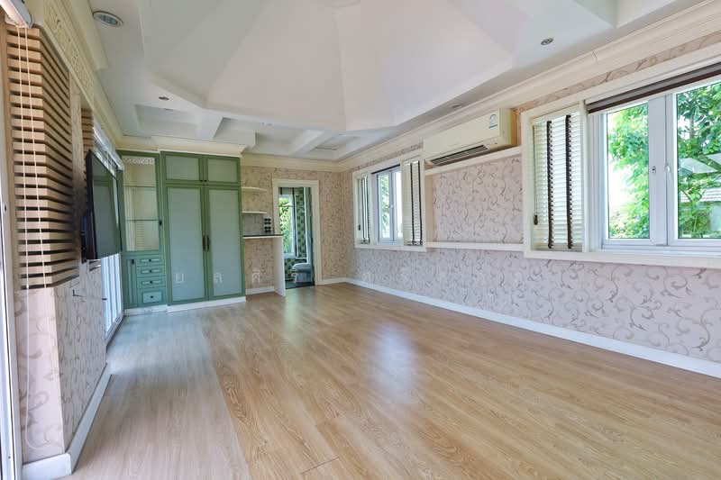 Laddarom Ratchapruek Rattanathibet 2, Nonthaburi, 99 Moo 1 Om Kret, Om Kret, Pak Kret, Nonthaburi, 6 Bedrooms, 500 sqm, Single Detached House For Sale, by ยลศิริ ศรีสกุล, 500278278 - DDproperty.com