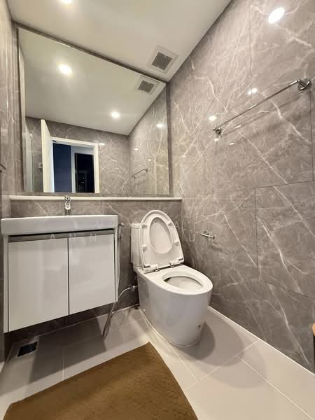 Mazarine Ratchayothin, Bangkok, Soi Phahonyothin 30, Phahonyothin Road, Chan Kasem, Chatuchak, Bangkok, 1 Bedroom, 33 sqm, Condo For Rent, by Vichai  Annavakulthorn, 500278325 - DDproperty.com
