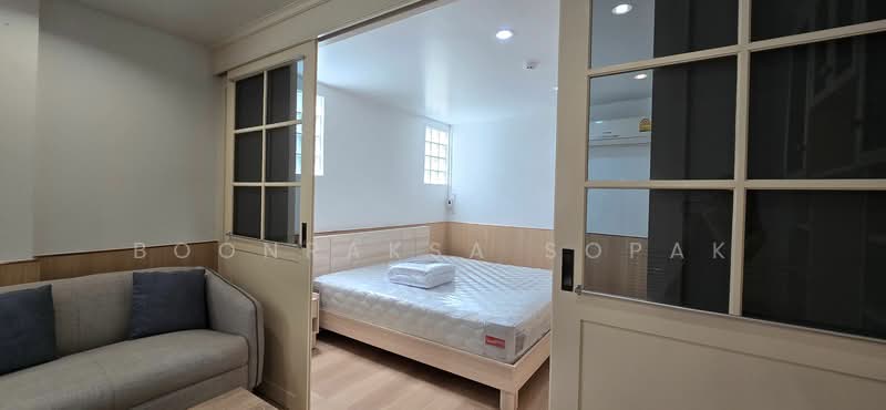 S.V. Apartment, Bangkok, 5 Soi Ruamrudee, Lumphini, Pathum Wan, Bangkok, 1 Bedroom, 37 sqm, Apartment For Rent, by Boonraksa Sopak, 500278351 - DDproperty.com