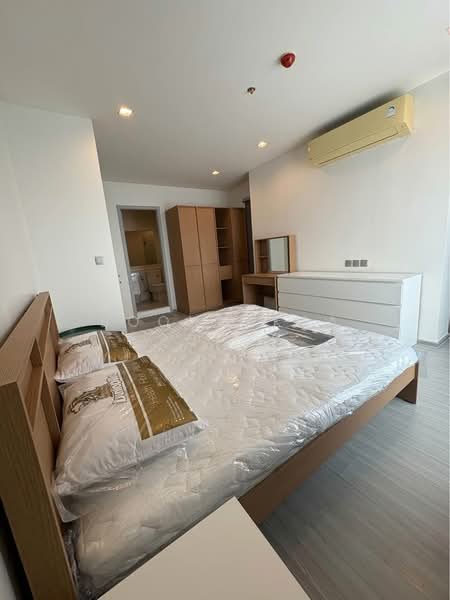 Life Sukhumvit 62, Bangkok, Soi Sukhumvit 62, Bang Chak, Phra Khanong, Bangkok, 2 Bedrooms, 68 sqm, Condo For Rent, by Boonraksa Sopak, 500278358 - DDproperty.com