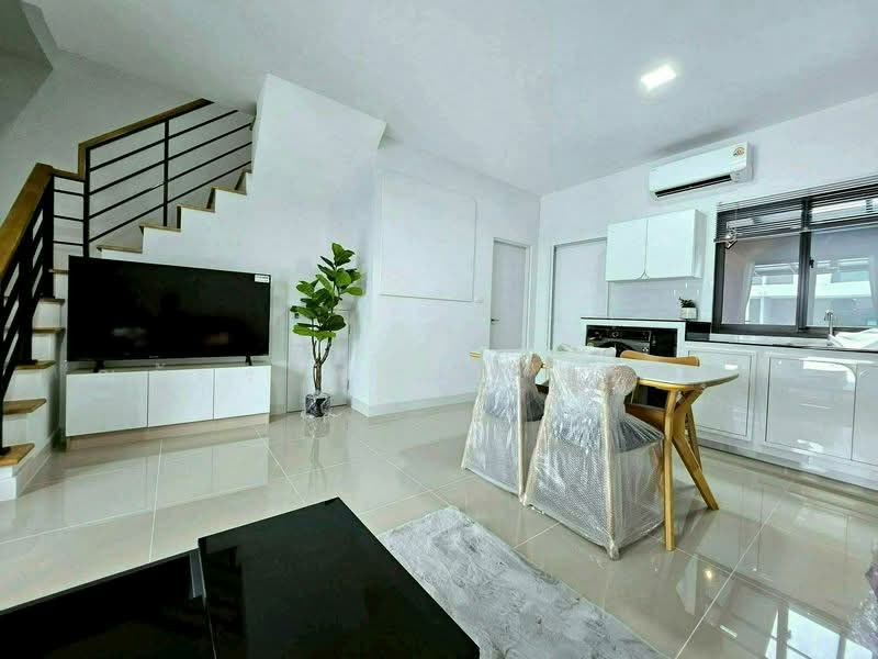 Pleno Sukhumvit-Bangna 3 : พลีโน่ สุขุมวิท-บางนา 3, สมุทรปราการ, 78 ถนนบางนา-ตราด, บางแก้ว, บางพลี, สมุทรปราการ, 110 ตร.ม., ทาวน์เฮ้าส์ ให้เช่า, โดย ณภัทร พรสิริเมธากุล, 500278380 - DDproperty.com