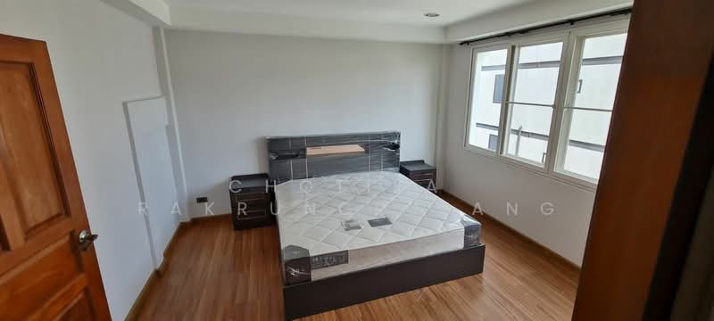4-BR House, Bangkok, Khlong Tan Nua, Watthana, Bangkok, 4 Bedrooms, 350 sqm, Single Detached House For Rent, by Chotika   Rakrungrueang, 500278388 - DDproperty.com