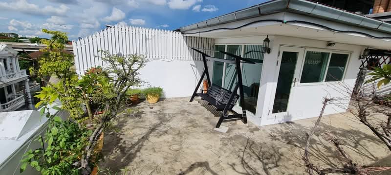 บ้าน 4-ห้องนอน, กรุงเทพ, คลองตันเหนือ, วัฒนา, กรุงเทพ, 350 ตร.ม., บ้านเดี่ยว ให้เช่า, โดย Chotika  Rakrungrueang, 500278388 - DDproperty.com