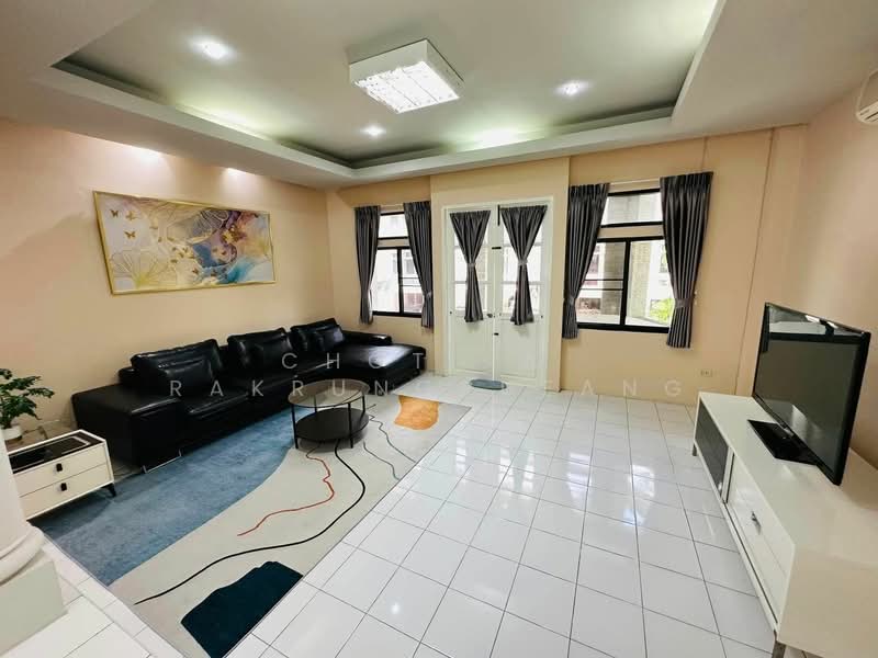 Moo Baan Chicha Castle, Bangkok, Sukhumvit 31, Khlongtoei Nua, Watthana, Bangkok, 3 Bedrooms, 350 sqm, Townhouse For Rent, by Chotika   Rakrungrueang, 500278399 - DDproperty.com