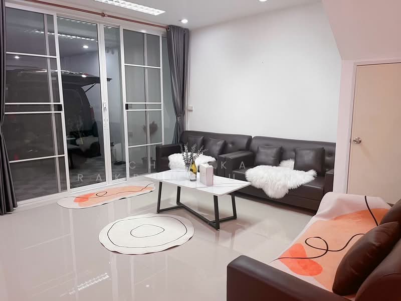 ทาวน์เฮาท์ 5-ห้องนอน, กรุงเทพ, ห้วยขวาง, ห้วยขวาง, กรุงเทพ, 120 ตร.ม., ทาวน์เฮ้าส์ ให้เช่า, โดย Chotika  Rakrungrueang, 500278417 - DDproperty.com