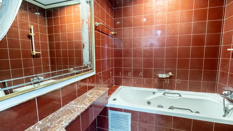 undefined, Bangkok, Khlong Tan Nua, Watthana, Bangkok, 5 Bedrooms, 350 sqm, Townhouse For Rent, by Chotika   Rakrungrueang, 500278423 - DDproperty.com