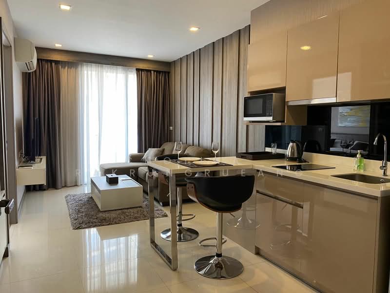 Trapezo Sukhumvit 16, Bangkok, Soi Sukhumvit 16, Khlong Toei, Khlong Toei, Bangkok, 1 Bedroom, 45 sqm, Condo For Rent, by Chotika   Rakrungrueang, 500278437 - DDproperty.com