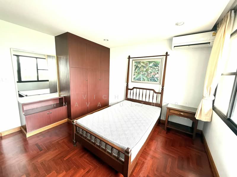 Supreme Ville Condominium, Bangkok, Yenakat, Thung Maha Mek, Sathon, Bangkok, 2 Bedrooms, 118 sqm, Condo For Rent, by Vichai  Annavakulthorn, 500278467 - DDproperty.com