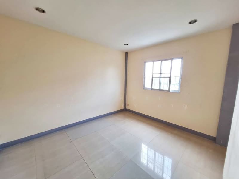 กรีนการ์เด้นโฮม ลำลูกกา-คลอง8, Pathum Thani, Lam Luk Ka, Lam Luk Ka, Pathum Thani, 3 Bedrooms, 100 sqm, Townhouse For Sale, by The Best Property หาญ, 500278491 - DDproperty.com