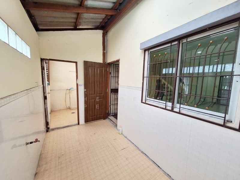 กรีนการ์เด้นโฮม ลำลูกกา-คลอง8, Pathum Thani, Lam Luk Ka, Lam Luk Ka, Pathum Thani, 3 Bedrooms, 100 sqm, Townhouse For Sale, by The Best Property หาญ, 500278491 - DDproperty.com