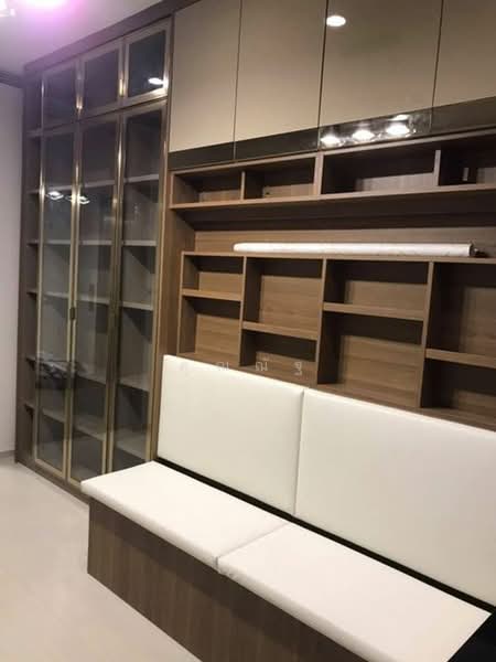 Noble Ploenchit, Bangkok, 1035 Ploenchit  Road, Lumphini, Pathum Wan, Bangkok, 1 Bedroom, 45 sqm, Condo For Sale, by คุณณัฐ, 500278545 - DDproperty.com