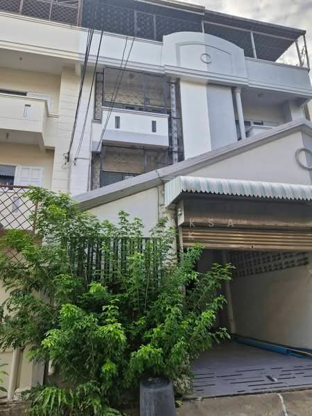 Rueang Siri Village, Bangkok, Soi Rueang Siri, Bang Chak, Phra Khanong, Bangkok, 4 Bedrooms, 270 sqm, Single Detached House For Rent, by Boonraksa Sopak, 500278570 - DDproperty.com