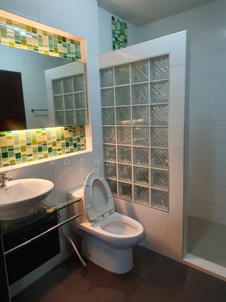 Rueang Siri Village, Bangkok, Soi Rueang Siri, Bang Chak, Phra Khanong, Bangkok, 4 Bedrooms, 270 sqm, Single Detached House For Rent, by Boonraksa Sopak, 500278570 - DDproperty.com