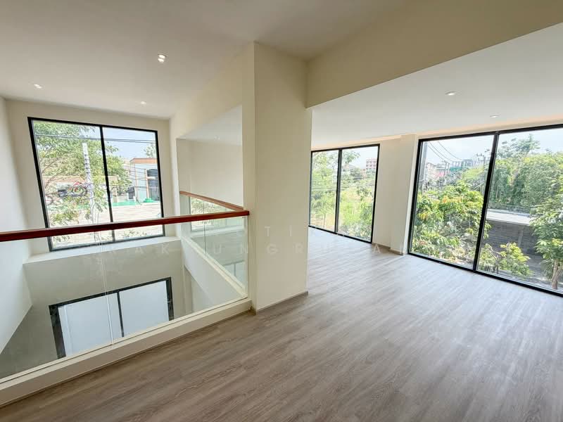 4-BR House, Bangkok, Khlong Tan Nua, Watthana, Bangkok, 4 Bedrooms, 401 sqm, Single Detached House For Sale, by Chotika   Rakrungrueang, 500278571 - DDproperty.com