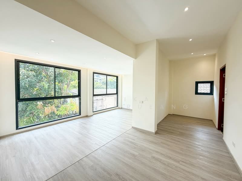 4-BR House, Bangkok, Khlong Tan Nua, Watthana, Bangkok, 4 Bedrooms, 401 sqm, Single Detached House For Sale, by Chotika   Rakrungrueang, 500278571 - DDproperty.com