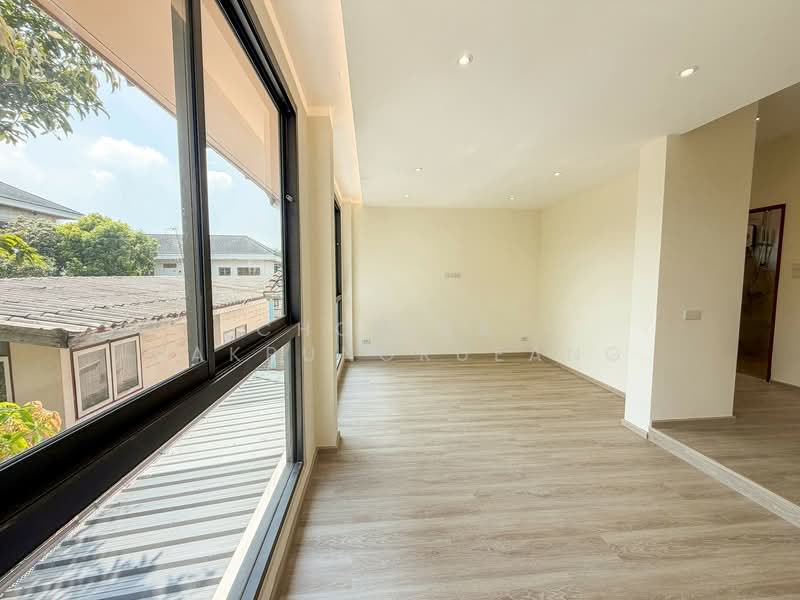 4-BR House, Bangkok, Khlong Tan Nua, Watthana, Bangkok, 4 Bedrooms, 401 sqm, Single Detached House For Sale, by Chotika   Rakrungrueang, 500278571 - DDproperty.com