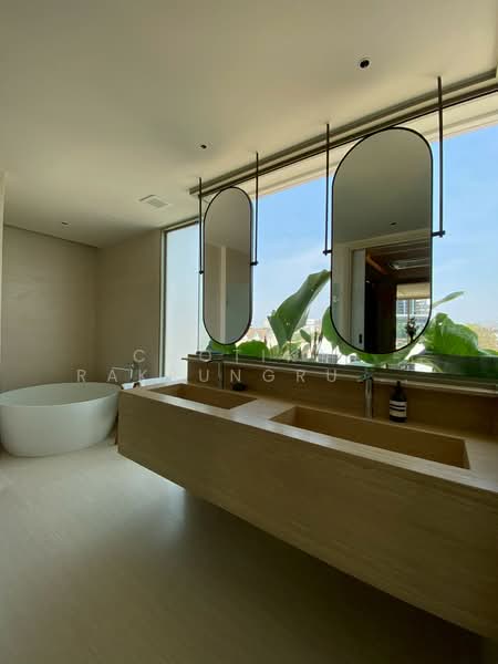 Luka Courtyard Ekamai, Bangkok, Bang Kapi, Huai Khwang, Bangkok, 3 Bedrooms, 430 sqm, Townhouse For Sale, by Chotika   Rakrungrueang, 500278580 - DDproperty.com
