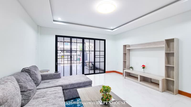 Moobaan KC Ramintra 3 : หมู่บ้านเคซีรามอินทรา 3, กรุงเทพ, ซอยหทัยราษฎร์ 39, สามวาตะวันตก, คลองสามวา, กรุงเทพ, 16 ตร.ม., ทาวน์เฮ้าส์ ขาย, โดย เพ็ญศิริ ตุ้มเทียน, 500278591 - DDproperty.com