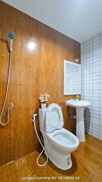 Moobaan KC Ramintra 3 : หมู่บ้านเคซีรามอินทรา 3, กรุงเทพ, ซอยหทัยราษฎร์ 39, สามวาตะวันตก, คลองสามวา, กรุงเทพ, 16 ตร.ม., ทาวน์เฮ้าส์ ขาย, โดย เพ็ญศิริ ตุ้มเทียน, 500278591 - DDproperty.com