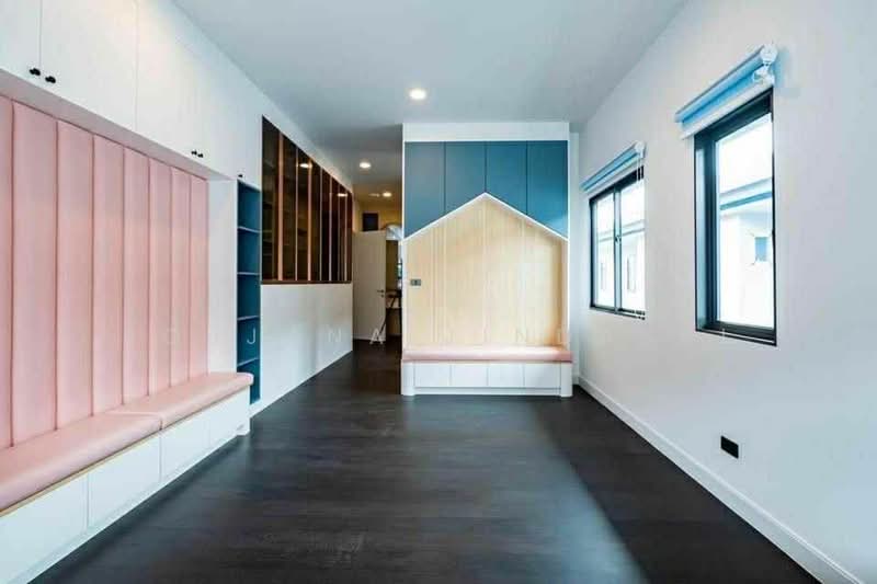 Setthasiri-Krungthep Kreetha 2, Bangkok, Krungthep Kreetha Road, Hua Mak, Bang Kapi, Bangkok, 5 Bedrooms, 404 sqm, Single Detached House For Rent, by Rojjana Jindasri, 500278611 - DDproperty.com