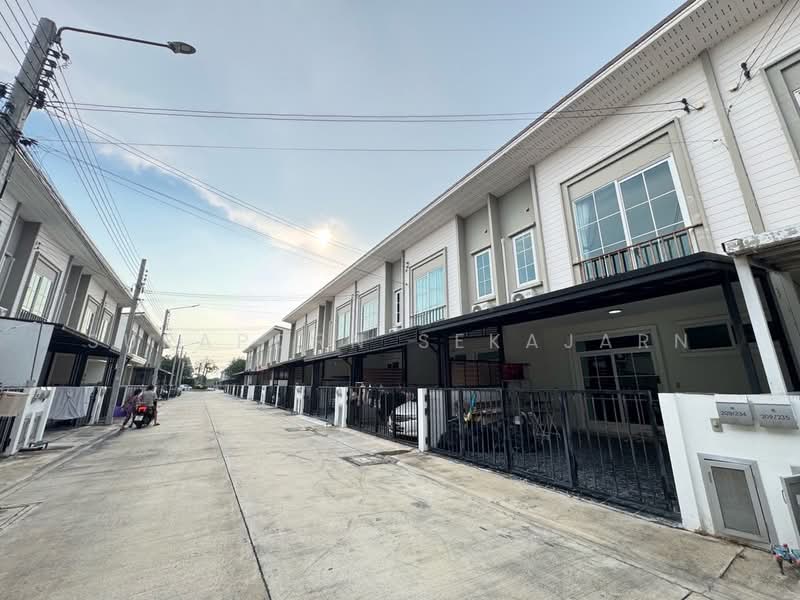 Q District Westgate : คิว ดิสทริค เวสต์เกต, นนทบุรี, ถนน จันทร์ทองเอี่ยม, บางรักพัฒนา, บางบัวทอง, นนทบุรี, 90 ตร.ม., ทาวน์เฮ้าส์ ให้เช่า, โดย Supaporn Sekajarn, 500278638 - DDproperty.com