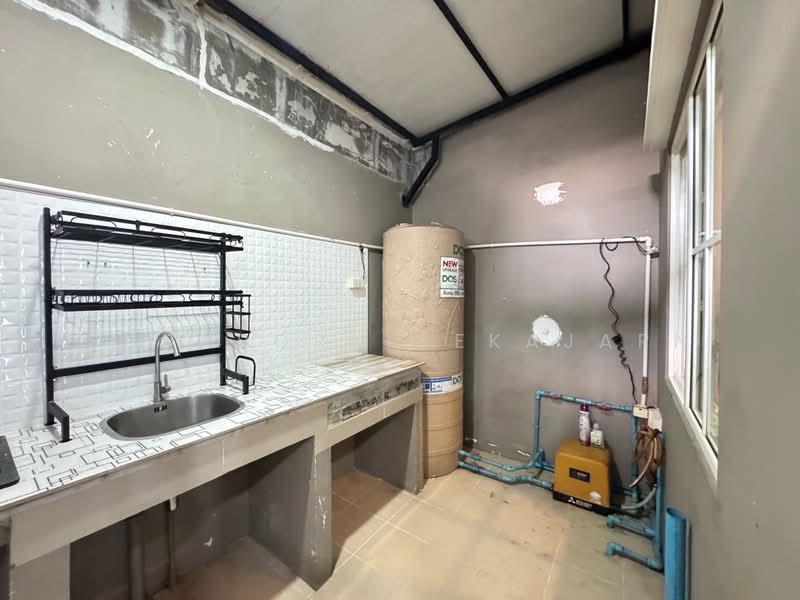 Q District Westgate, Nonthaburi, Chan Thong Iam Road, Bang Rak Pattana, Bang Bua Thong, Nonthaburi, 3 Bedrooms, 90 sqm, Townhouse For Rent, by Supaporn Sekajarn, 500278638 - DDproperty.com
