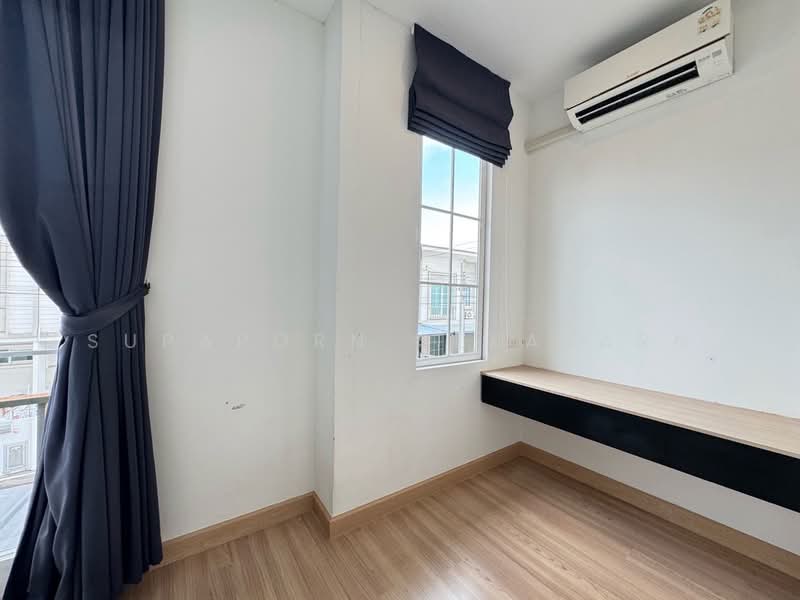 Q District Westgate, Nonthaburi, Chan Thong Iam Road, Bang Rak Pattana, Bang Bua Thong, Nonthaburi, 3 Bedrooms, 90 sqm, Townhouse For Rent, by Supaporn Sekajarn, 500278638 - DDproperty.com