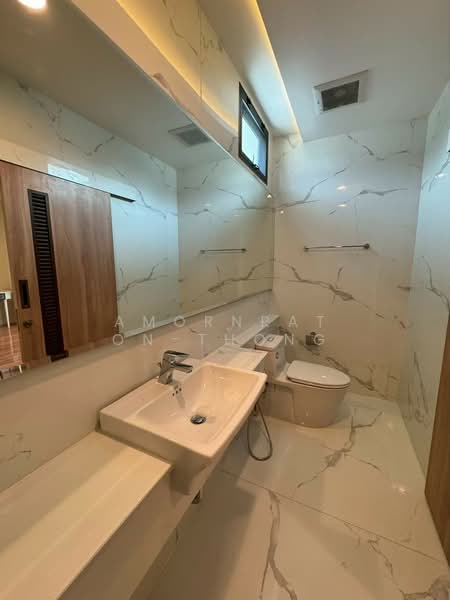 House, Bangkok, Khlong Tan Nua, Watthana, Bangkok, 3 Bedrooms, 200 sqm, Single Detached House For Rent, by Amornrat On-Thong, 500278652 - DDproperty.com