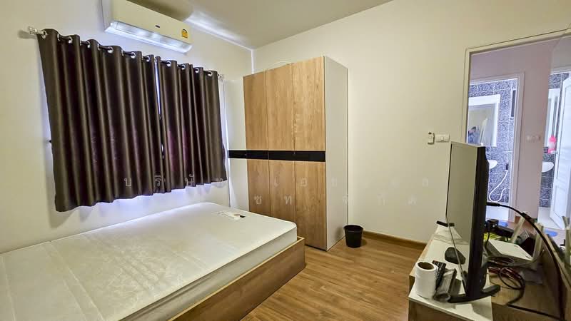 The Modish Ratchaphruek-Kanchanapisek, Pathum Thani, Ratchaphruek 77 Road, Khlong Phra Udom, Lat Lum Kaeo, Pathum Thani, 4 Bedrooms, 140 sqm, Townhouse For Sale, by บริษัท เอชแอล แอสเซท จำกัด, 500278705 - DDproperty.com