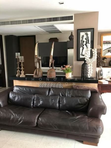 Baan Lux Sathon, Bangkok, Soi Meksawat, Chong Nonsi, Yan Nawa, Bangkok, 3 Bedrooms, 369 sqm, Condo For Sale, by Thongthai Piangsoonthron, 500278706 - DDproperty.com