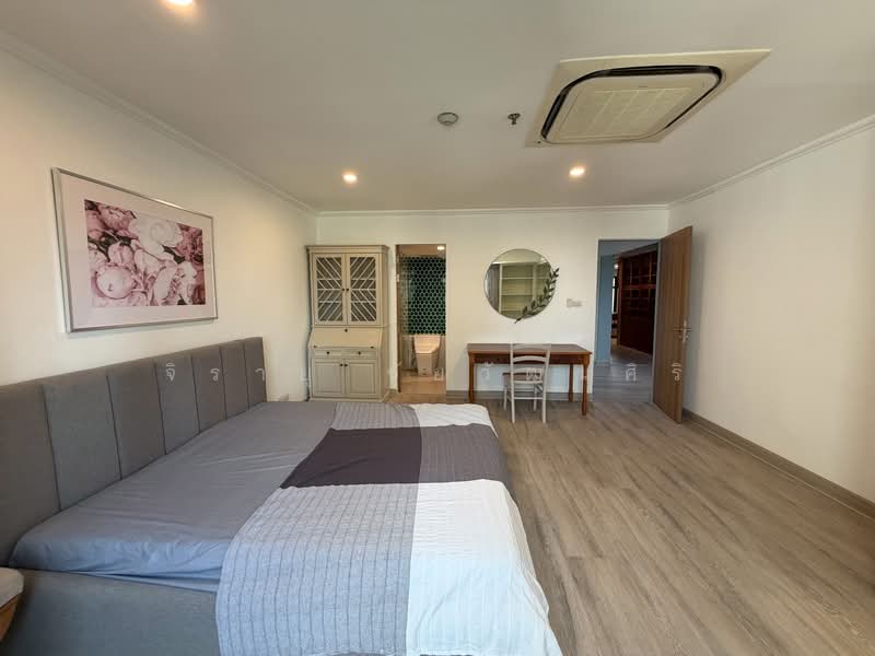 Baan Suanpetch, Bangkok, 18 Soi Sukhumvit 39, Khlong Tan Nua, Watthana, Bangkok, 3 Bedrooms, 265 sqm, Condo For Rent, by Jirayu Chaiyawattanasiri, 500278730 - DDproperty.com