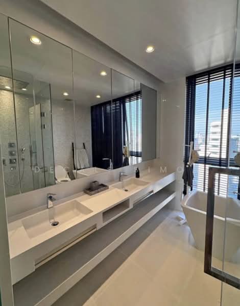 Vittorio 39, Bangkok, 8 Sukhumvit, Khlong Tan Nua, Watthana, Bangkok, 2 Bedrooms, 127 sqm, Condo For Rent, by Decalf Simon, 500278786 - DDproperty.com